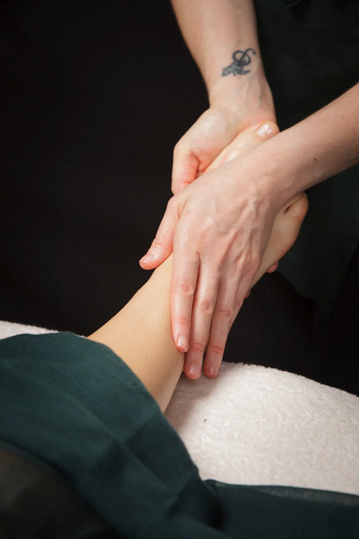 Massage détente des pieds Réfléxologie douce